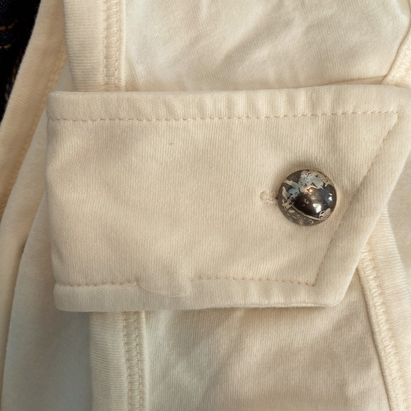 Cream MNG Jeans Tank-Top ft. an Amazing Spanish Empire Print & Metal Detailing - Picture 5 of 6